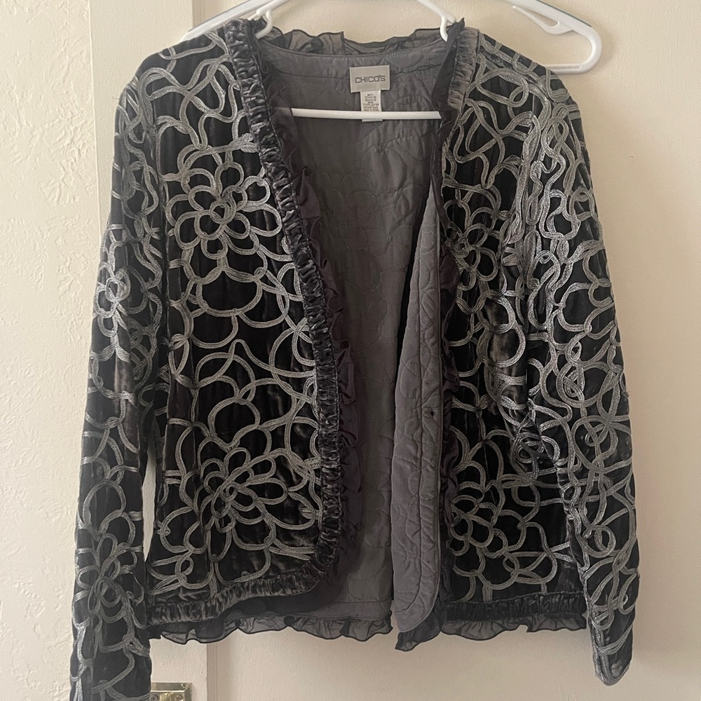 VTG CHICO Grey Metallic floral JACKET Blazer Bohemian Ruffle Artisan Sz 2